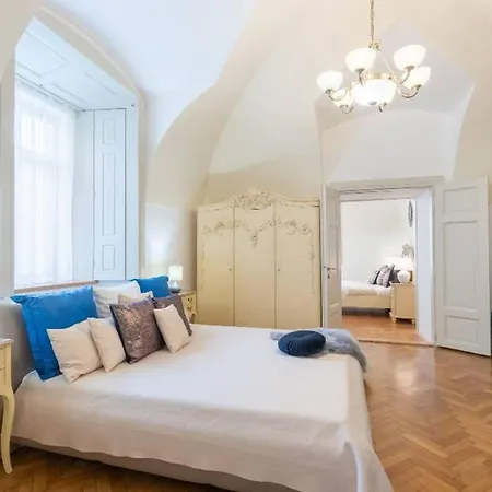 Apartment Rose / Romantic & Cozy / City Center Prag