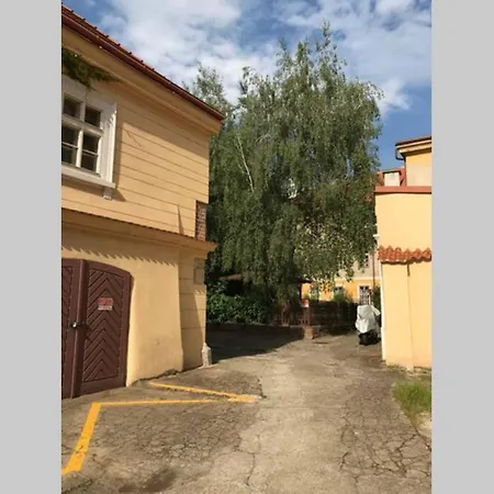 Apartmán Rose / Romantic & Cozy / City Center